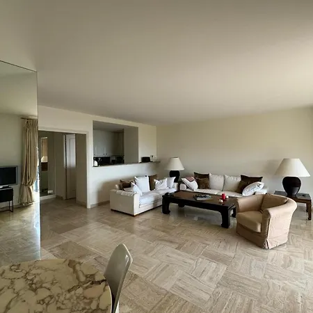 شقة With Exceptional View On The Sea