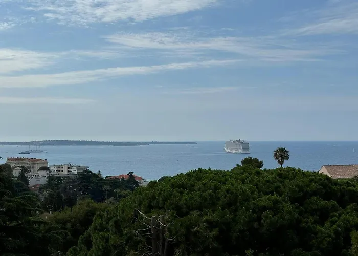 With Exceptional View On The Sea